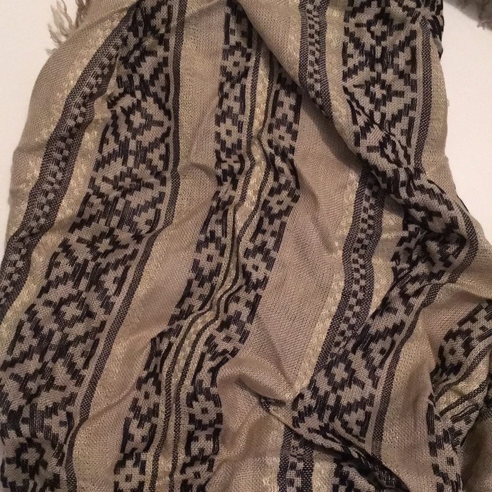 Infinity Scarf - Picture 2 of 3